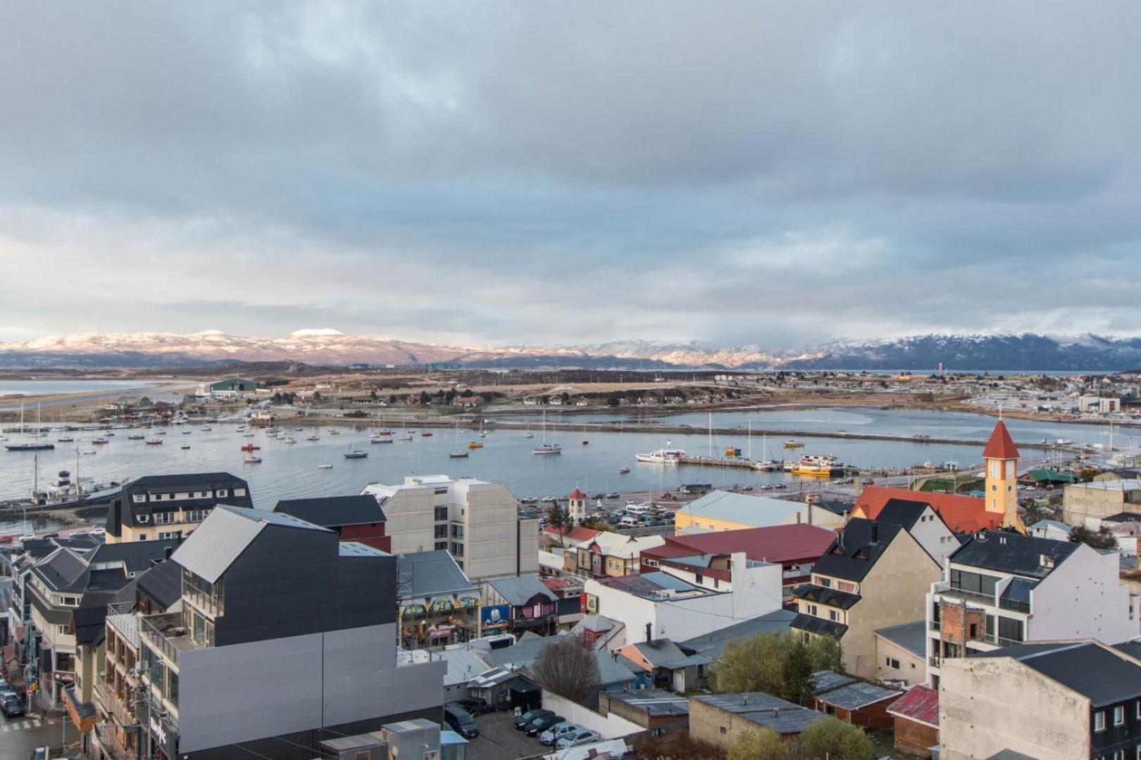 Austral Departamentos Apartment Ushuaia Exterior photo